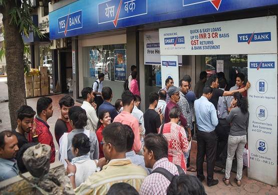 कब और कैसे शुरू हुई भरोसेमंद YES BANK की तबाही की कहानी