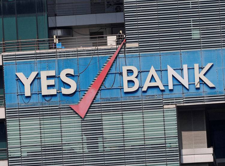 मेरे भतीजे का खाता भी यस बैंक में, उसने कॉल किया: SBI चेयरमैन