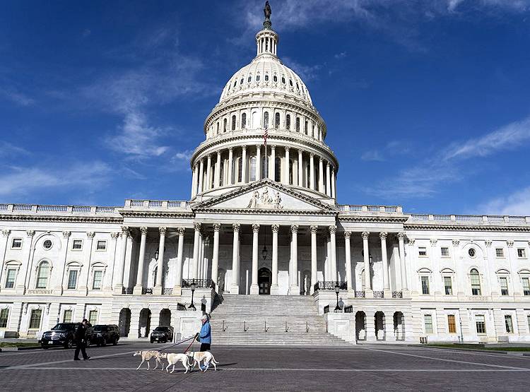 महामारी रोकने में नं-1 था US, कोरोना के सामने साबित हुआ फिसड्डी