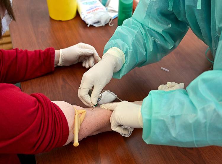 सफल रहा टेस्ट, प्लाज्मा थैरेपी से ठीक हुआ दिल्ली का पहला कोरोना मरीज