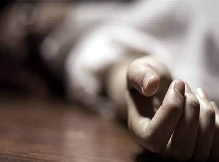 क्वारनटीन से लौटा था शख्स, रहस्यमयी हालात में की खुदकुशी