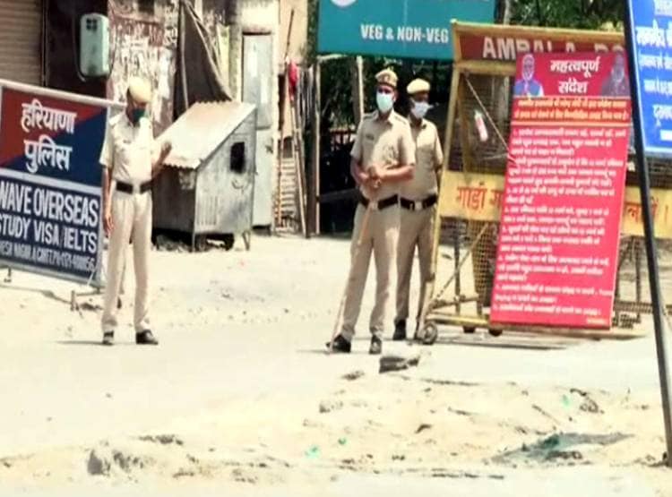 मस्कट से आकर किराए के घर में रहने लगा NRI कपल, पुलिस ने लिया एक्शन