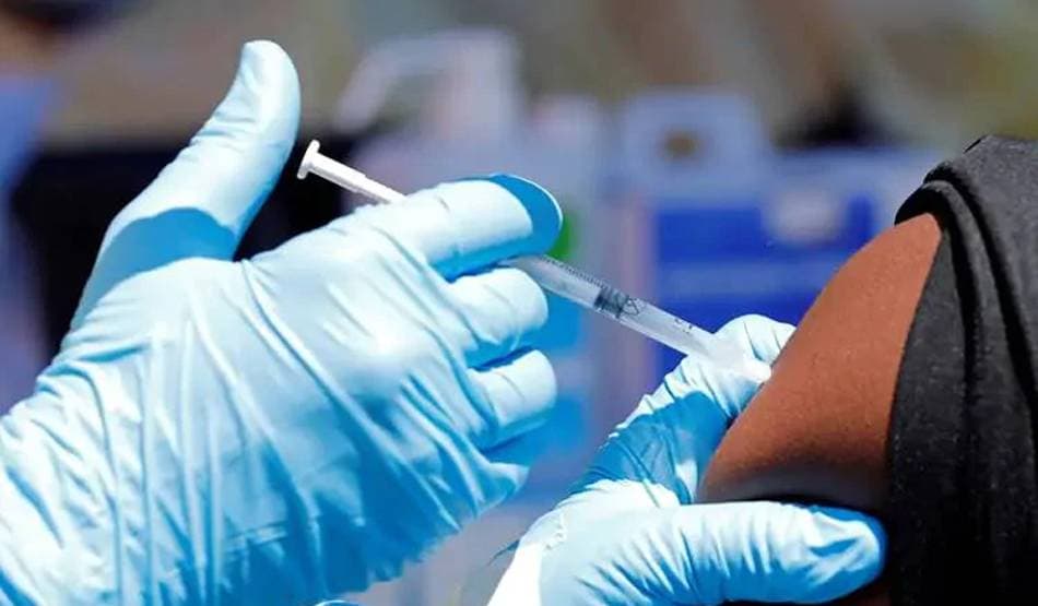 दुनियाभर में 70 वैक्सीन बनाने, 3 लोगों पर टेस्टिंग का काम जारी: WHO