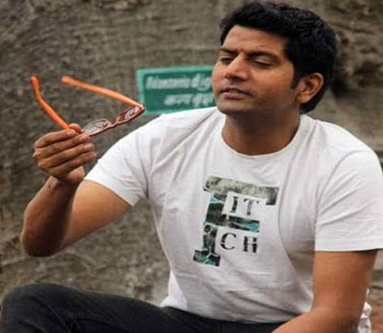 लॉकडाउन में बिग बॉस विनर ने रचाई शादी, घर की छत पर लिए 7 फेरे