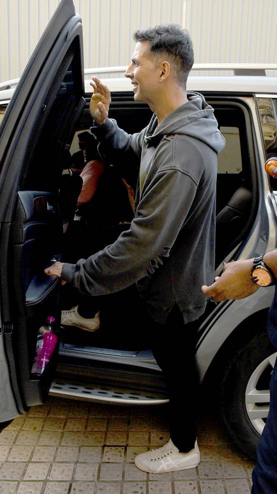 TRP: टॉप 10 से कपिल शर्मा आउट, लॉकडाउन के पहले हफ्ते में अक्षय ने मारी बाजी