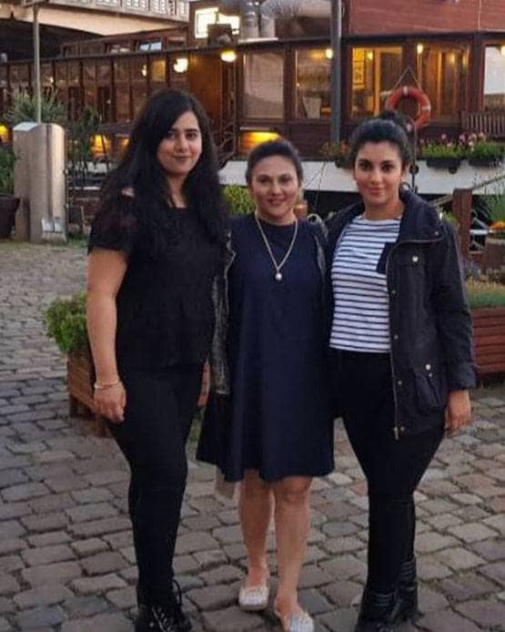 रामायण में दिखा दीपिका का संस्कारी अवतार, रियल लाइफ में हैं ग्लैमरस