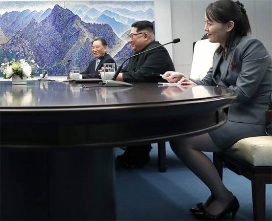 किम जोंग उन को लेकर अफवाहों के बीच बहन को मिला प्रमोशन!