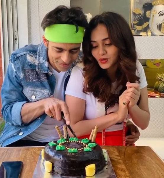 क्या खतरे में है अमृता की शादी? बताई पति का नंबर ब्लॉक करने की वजह