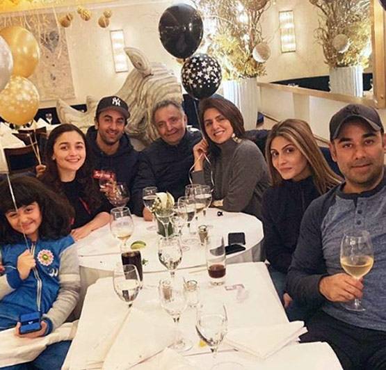 'मैं मशहूर बाप का बेटा, मशहूर बेटे का बाप', तस्वीरों में देखें ऋषि कपूर का परिवार