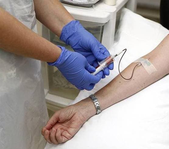 किसने बनाई थी दुनिया की पहली वैक्सीन, इस बीमारी से मिला था छुटकारा