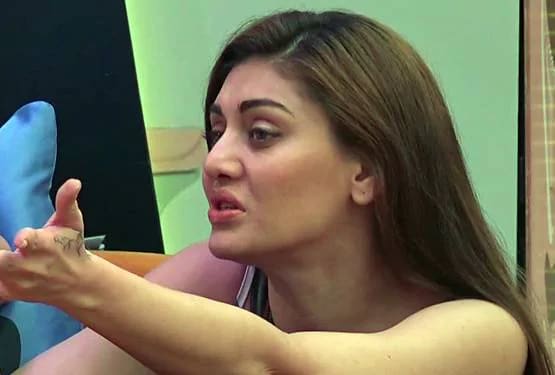 क्या प्रेग्नेंट हैं बिग बॉस कंटेस्टेंट शेफाली? सोशल मीडिया पर ऐसी चर्चा