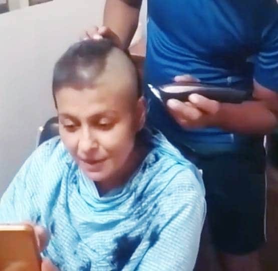लॉकडाउन में बाल्ड हुई एक्ट्रेस, कैंसर के मरीजों की मदद के लिए देंगी बाल
