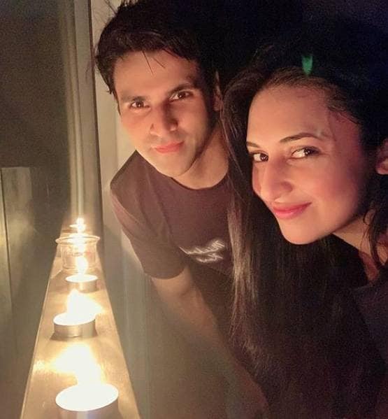 दिव्यांका को Kiss करने में नहीं हो परेशानी, इसलिए दाढ़ी नहीं बढ़ाते हैं विवेक