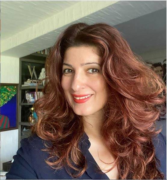 अनुष्का ही नहीं ये बॉलीवुड एक्ट्रेसेस भी कर चुकी हैं फिल्में प्रोड्यूस