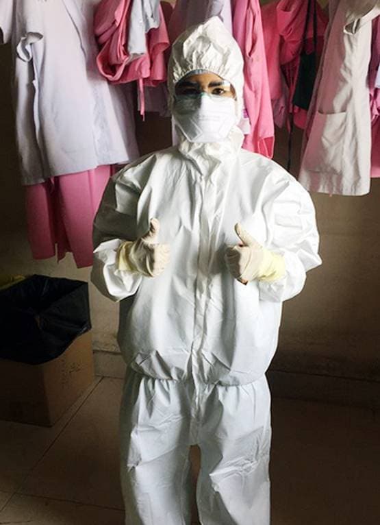 कोरोना मरीजों की मदद को आगे आई एक्ट्रेस, बन गई अस्पताल में नर्स