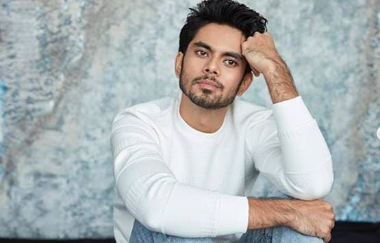 डेब्यू को तैयार परेश रावल का बेटा, एक्ट‍िंग से पहले पानीपत निभाया ये रोल