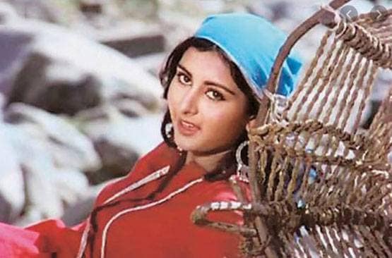 16 की उम्र में ये एक्ट्रेस बन गई थीं मिस इंडिया, डॉक्टर बनने की रखती थी ख्वाहिश(MORNING)