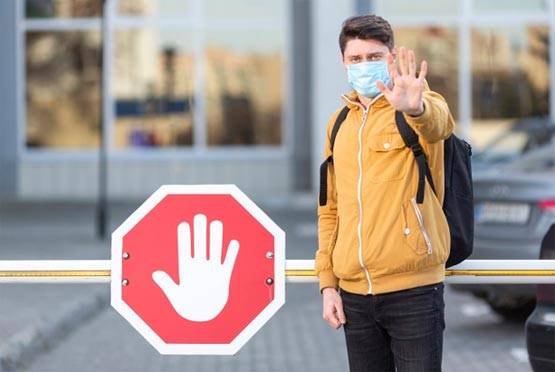 ATM से भी फैल रहा कोरोना, पैसे निकालते समय बरतें ये 8 सावधानियां