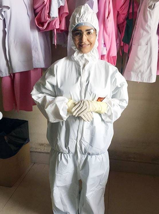 कोरोना मरीजों की मदद को आगे आई एक्ट्रेस, बन गई अस्पताल में नर्स