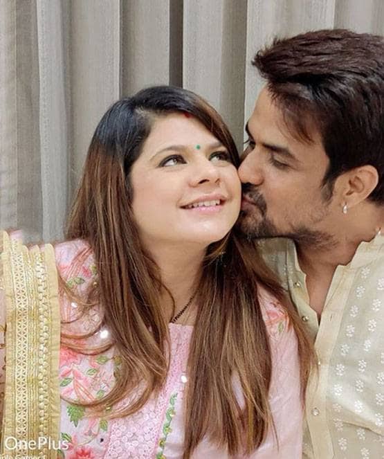 लॉकडाउन में TV एक्ट्रेस की गोदभराई, परिवार ने खास अंदाज में किया सेलिब्रेट