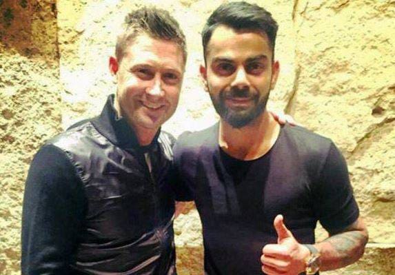 क्लार्क ने बताया- क्यों कोहली के सामने हो जाती है कंगारुओं की बोलती बंद