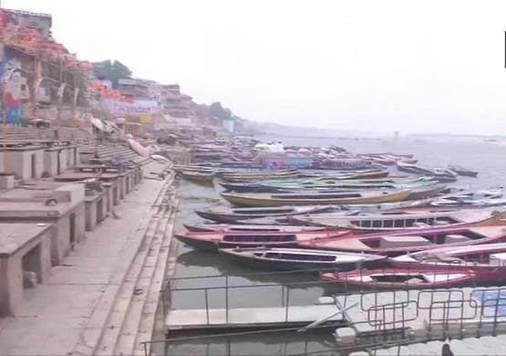 लॉकडाउन में अक्षय तृतीया पर सूने पड़े बनारस के घाट, PHOTOS