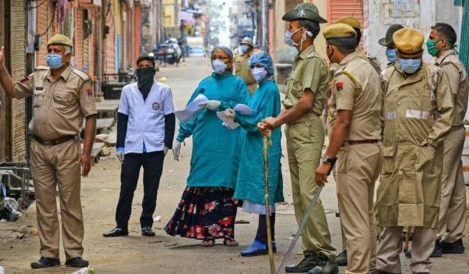 फोन पर बताई भुखमरी की बात, अफसर पहुंचे तो मिला 15 दिन का राशन