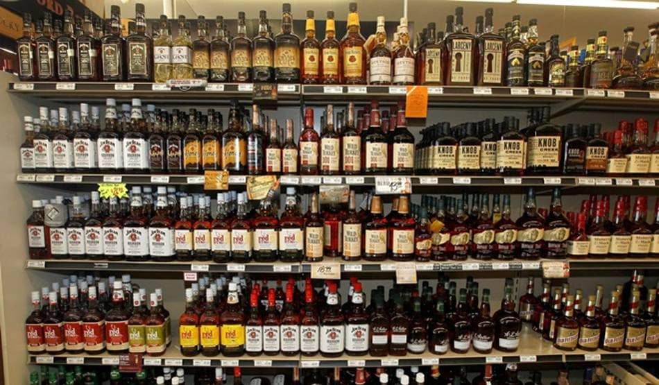 लॉकडाउन: घर पर कैसे बनाएं शराब, ऑनलाइन सर्च कर रहे हैं लोग