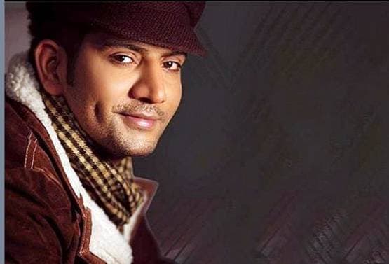 लॉकडाउन में बिग बॉस विनर ने रचाई शादी, घर की छत पर लिए 7 फेरे