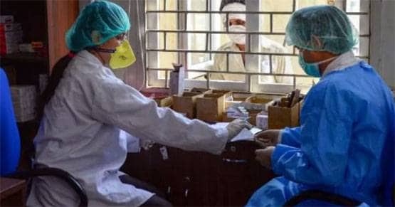 कोरोना: यहां पर डॉक्टर- नर्स के लिए नौकरी, 95,000 तक होगी सैलरी