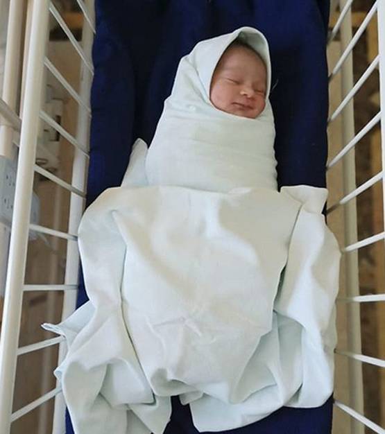 बेटे के पैदा होते ही एक्टर से डॉक्टर ने कहा- छोड़ दो अस्पताल, डरावना है