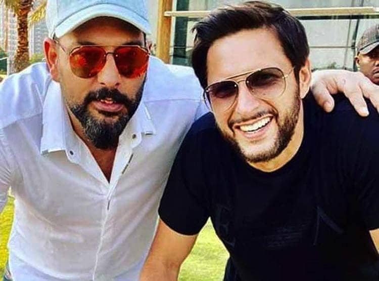 रोहित की बैटिंग पर बोले युवराज, इस PAK खिलाड़ी की दिलाते हैं याद