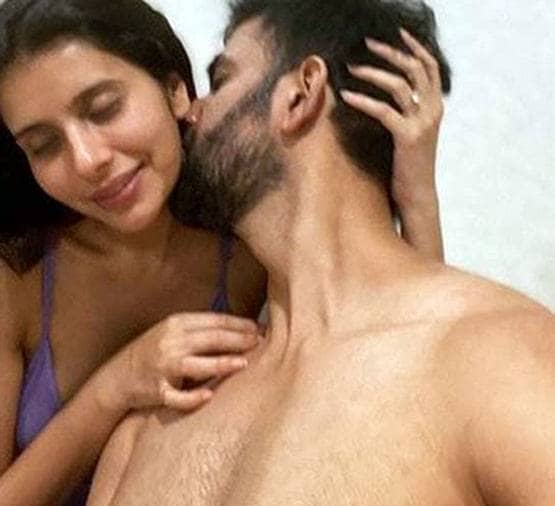 सुष्मिता सेन की भाभी का ट्रोल्स को जवाब, शेयर की थीं इंटीमेट तस्वीरें