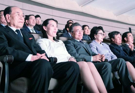 किम जोंग उन को लेकर अफवाहों के बीच बहन को मिला प्रमोशन!