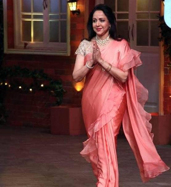 अनुष्का ही नहीं ये बॉलीवुड एक्ट्रेसेस भी कर चुकी हैं फिल्में प्रोड्यूस