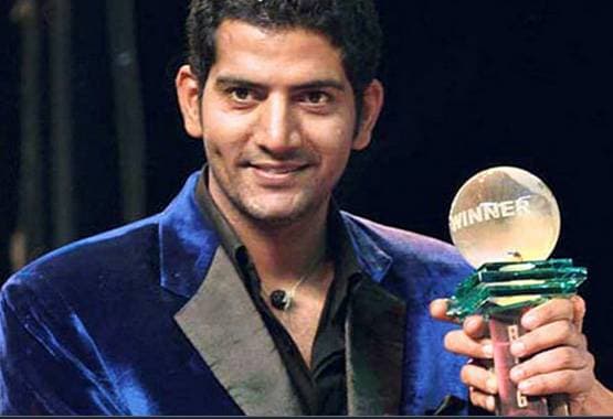 लॉकडाउन में बिग बॉस विनर ने रचाई शादी, घर की छत पर लिए 7 फेरे