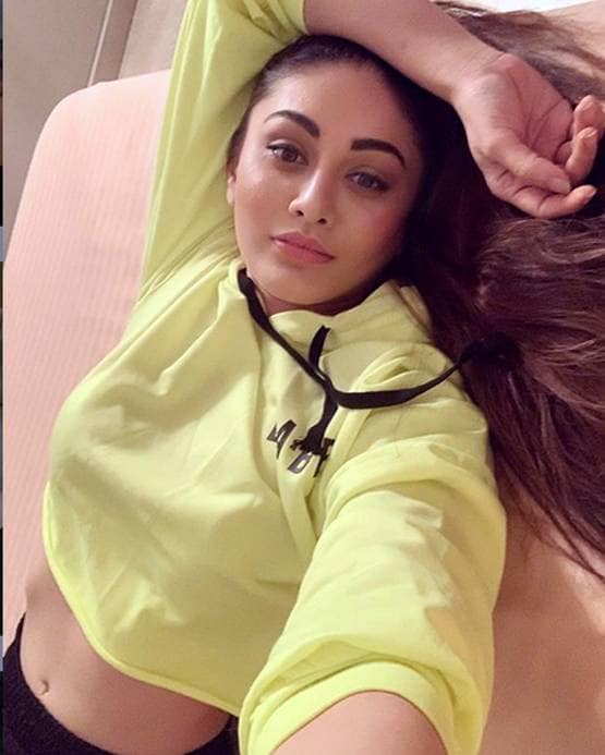 बच्ची गोद लेने की प्लानिंग में शेफाली, सनी लियोनी के फैसले से इंप्रेस