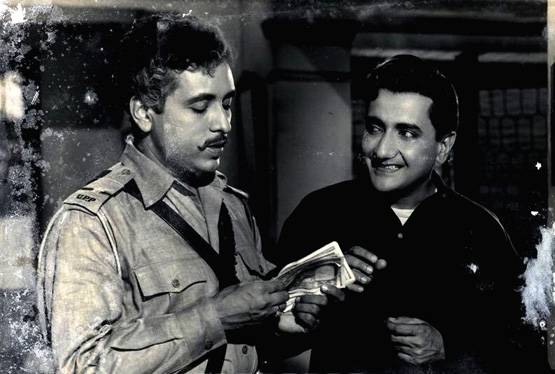 कभी ट्रॉली खींचने का किया काम, ऐसे मिला रामायण में महामंत्री सुमंत का रोल