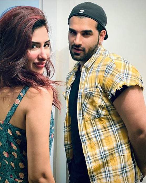 मां ने दिखाई हरी झंडी, क्या पारस से शादी करेंगी माहिरा?