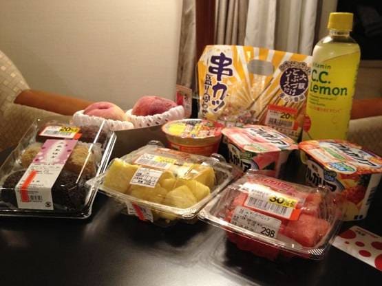 Corona: इम्यूनिटी कमजोर करती हैं खाने की ये चीजें, जल्द छोड़ें