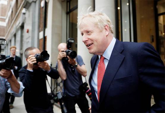 ब्रिटेन के PM बोरिस जॉनसन बने पिता, मंगेतर ने दिया बेटे को जन्म