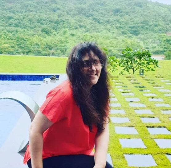 रामायण में दिखा दीपिका का संस्कारी अवतार, रियल लाइफ में हैं ग्लैमरस