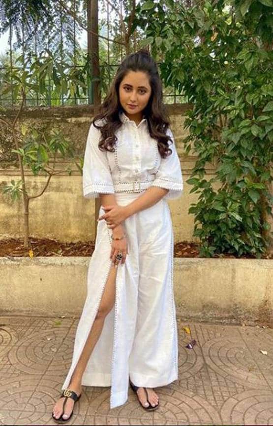 अरहान विवाद में रश्मि देसाई को मिला फैंस का सपोर्ट, बताया इंस्पिरेशनल