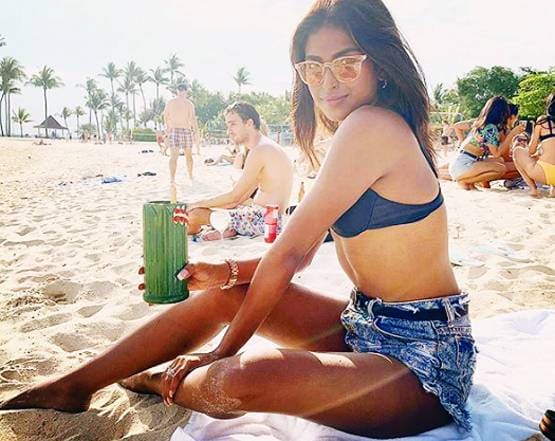 रियल लाइफ में ग्लैमरस हैं 'कार्तिक पूर्णिमा' की पौलोमी दास, PHOTOS