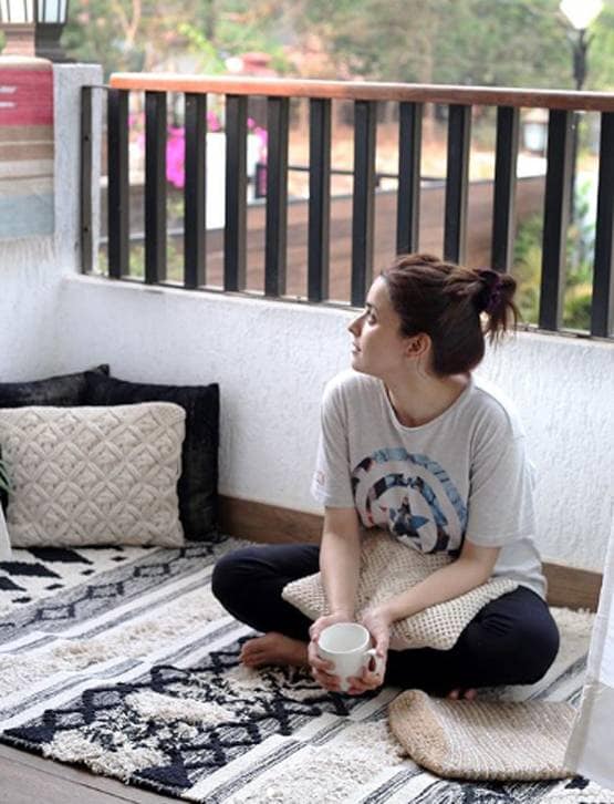 मां बनने वाली हैं एकता कौल, तस्वीरों में फ्लॉन्ट किया बेबी बंप