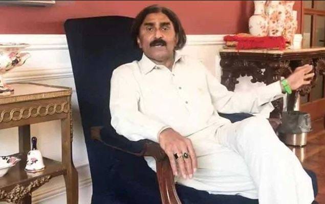 PAK क्रिकेटरों की हेयरस्टाइल पर भड़के मियांदाद, कोहली से सीखने को कहा