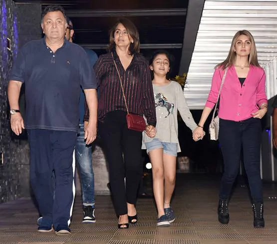 ऋषि की आख‍िरी आउटिंग, पैपराजी को देख बोले- 'चिल्लाने का नहीं'