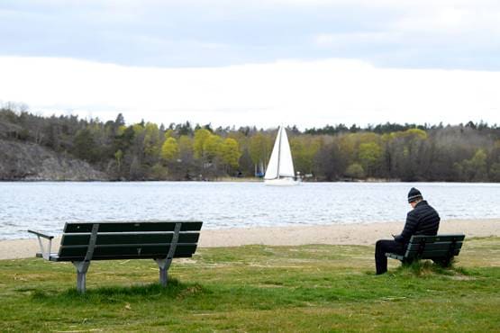 न बार-रेस्त्रां बंद, न दुकानें और स्कूल: कोरोना से ऐसे लड़ रहा ये देश