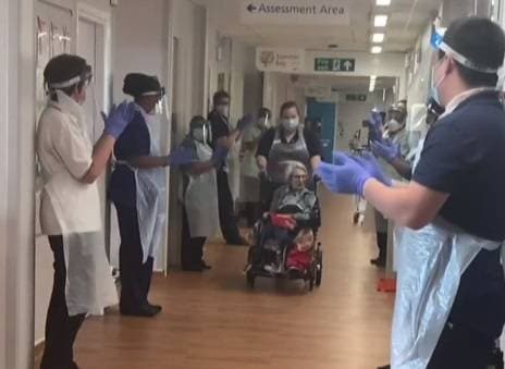 दो विश्व युद्ध देखे, 106 साल की महिला ने अब कोरोना को भी हराया