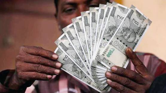 अब तो चुनना ही होगा नया या पुराना टैक्स स्लैब, दूर कर लें कन्फ्यूजन